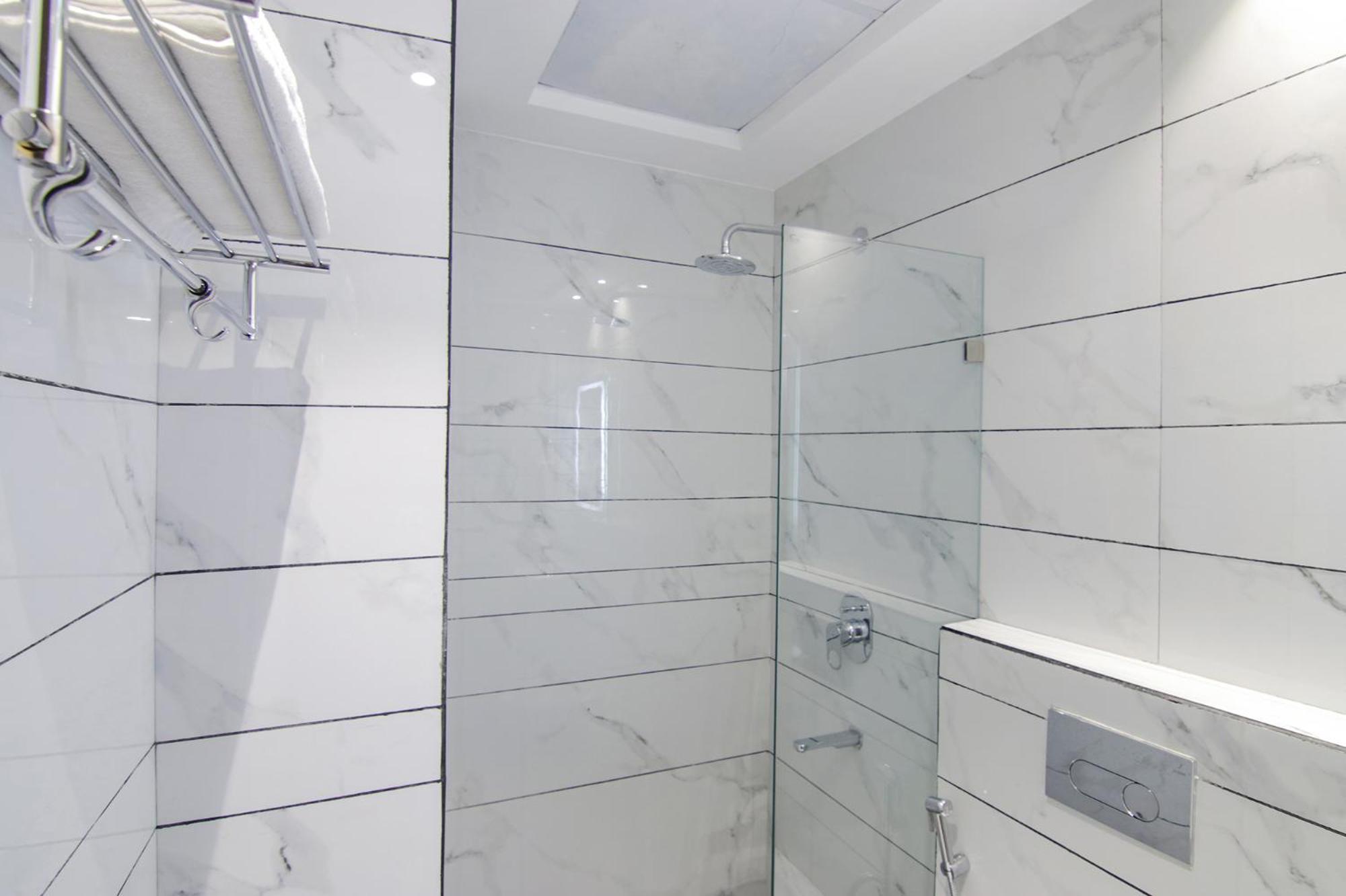 Fabhotel Prism Grand Zirakpur Exteriör bild